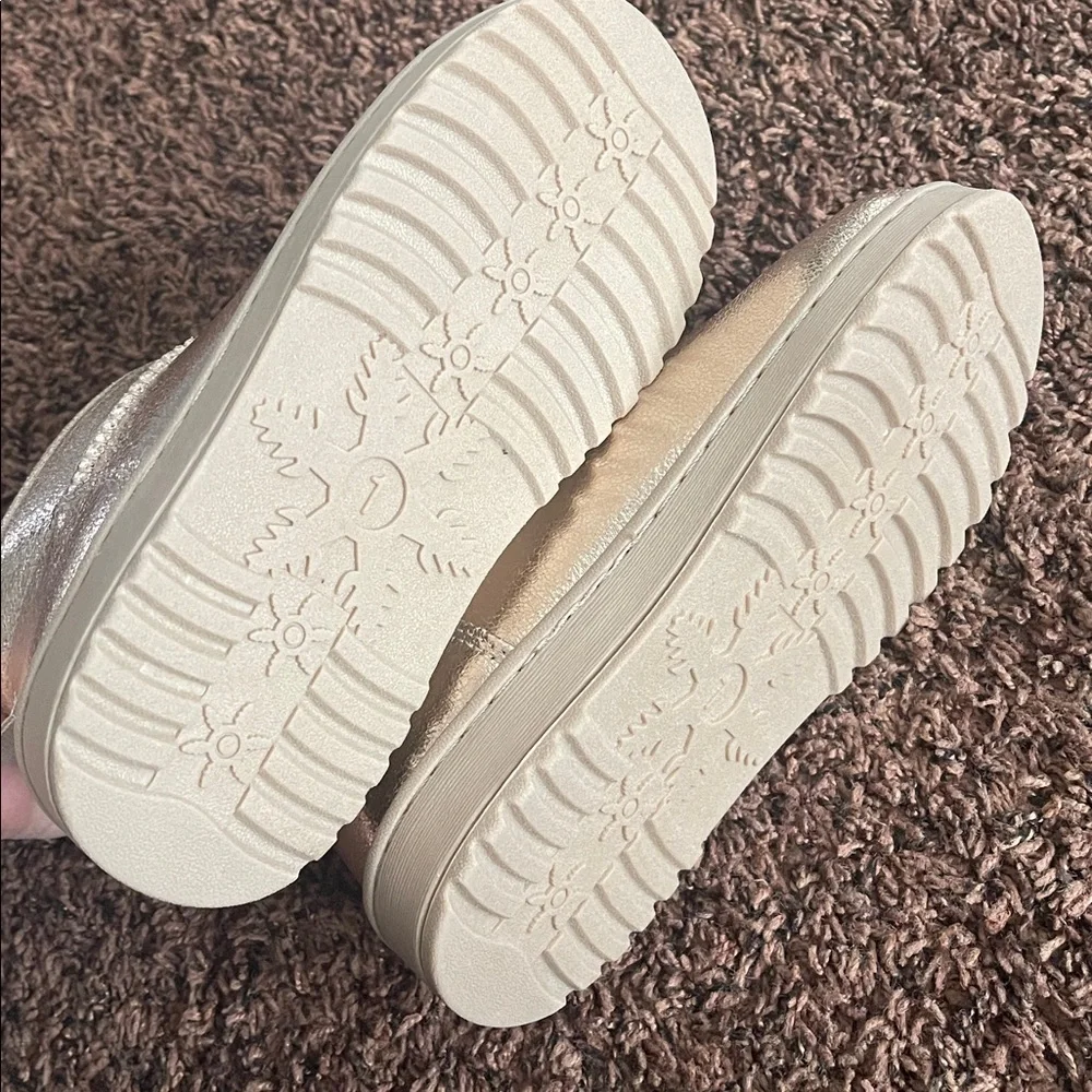 Khol’s Kids Metallic Gold Boots